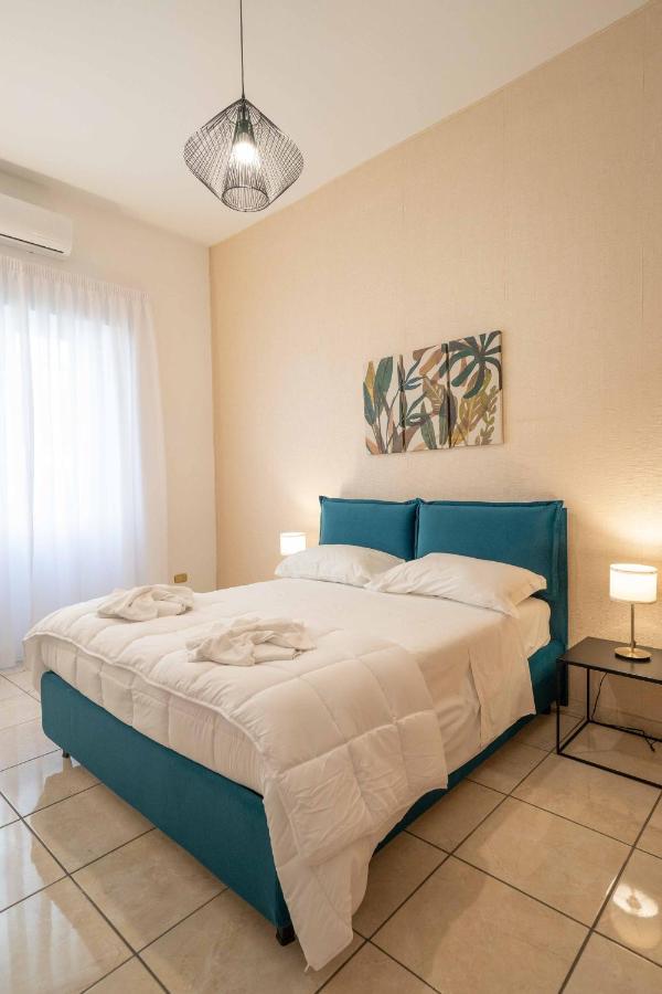 Chiaia Apartment San Pasquale By Dimorra Neapel Exterior foto